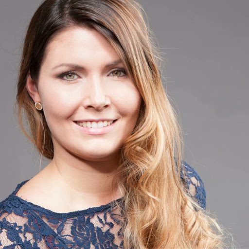 Kristina Becker Photo 37
