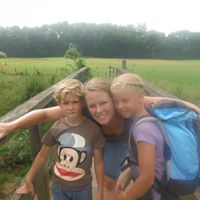 Anne Hendriks Photo 9