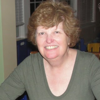 Janet Myers Photo 47
