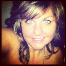 Robyn Brewer Photo 23