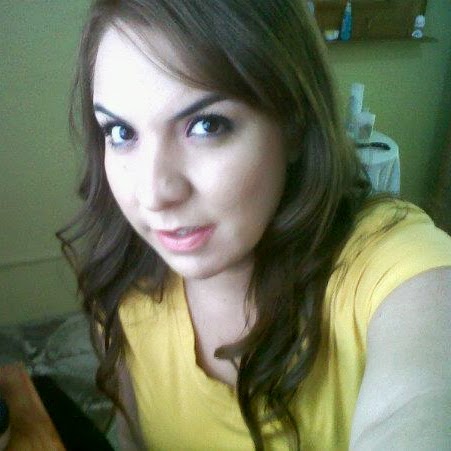Anna Salazar Photo 6