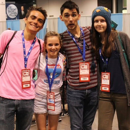 Julia Goodman Photo 30