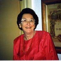 Alice Arnold Photo 32
