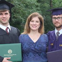 Linda Russell Photo 39