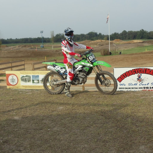 Eric Reaves Photo 20