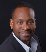Aaron Moore Photo 2
