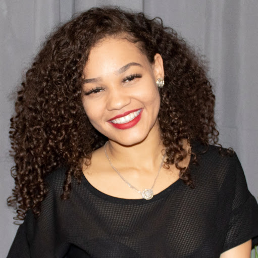 Alexandra Roberson Photo 4