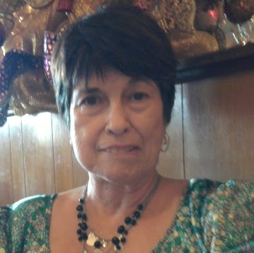 Gloria Daniel Photo 16