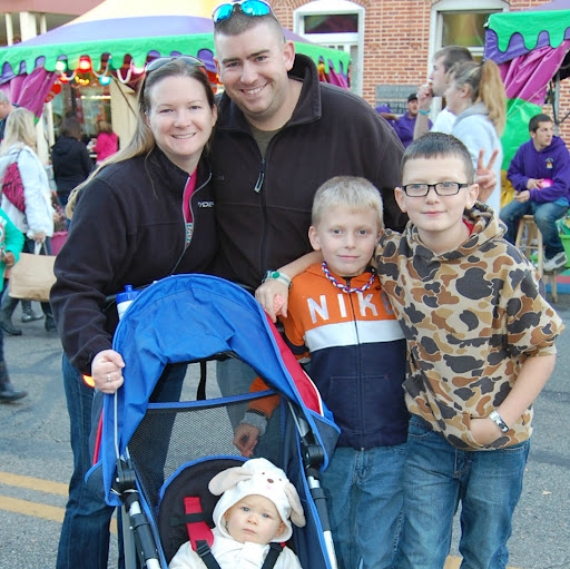 Leslie Peters Photo 38