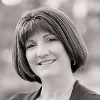 Vicki Schmidt Photo 7