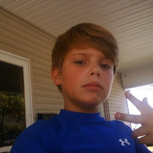 Austin Douglas Photo 36