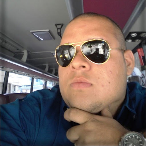 Edgardo Robles Photo 7