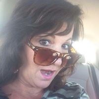Diane Roberts Photo 40
