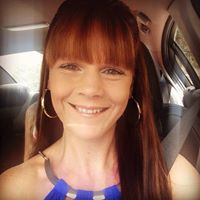 Julia Reynolds Photo 28