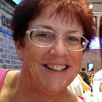 Julie Dailey Photo 29