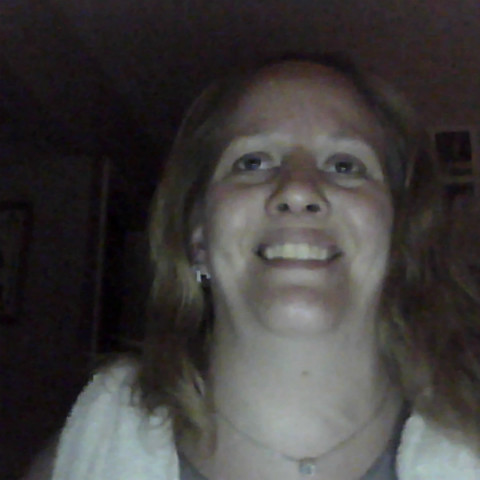 Carolyn Delvalle Photo 2