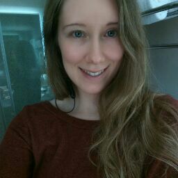 Amy Williamson Photo 33
