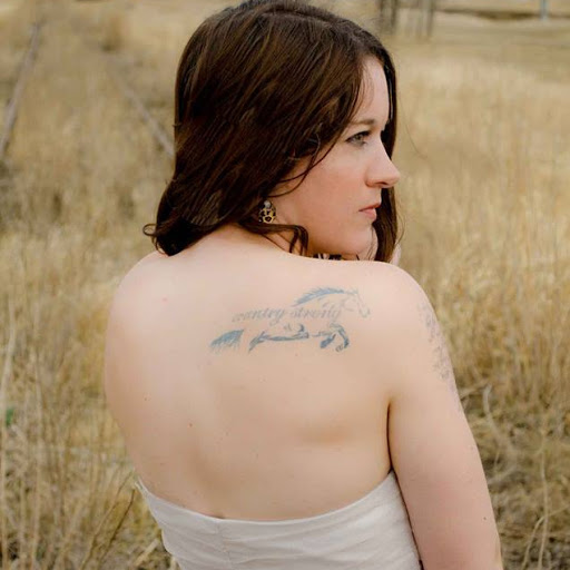 Lisa Mccullough Photo 34