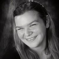 Jessica Curry Photo 15