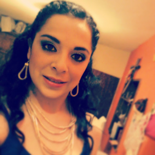 Berenice Martinez Photo 24