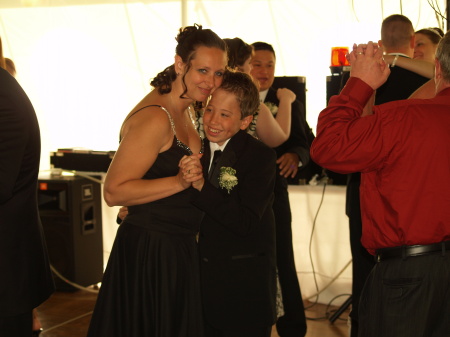 Michelle Dill Photo 6