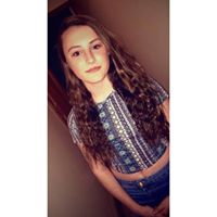Lara Walsh Photo 16