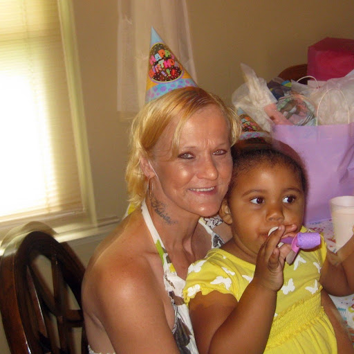 Tracey Parker Photo 19