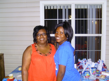 Rhonda Robinson Photo 16
