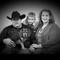 Sarah Hensley Photo 47