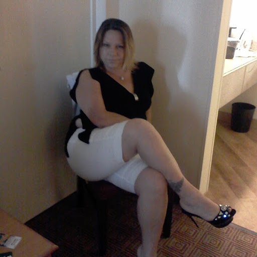Angela Conn Photo 14