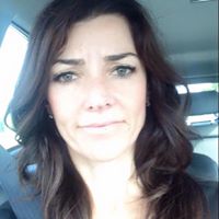Louise Parnell Photo 10