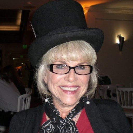 Eileen Thomas Photo 29