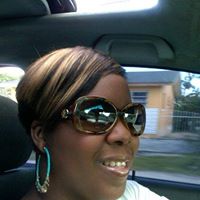 Shelly Rigby Photo 9