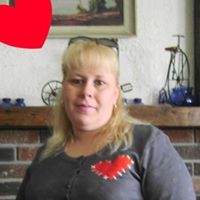 Melissa Hebert Photo 34