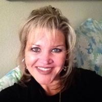 Lisa Pedersen Photo 44
