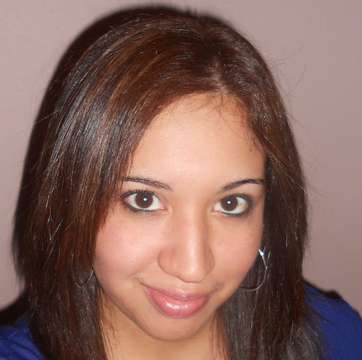 Jennifer Aviles Photo 26