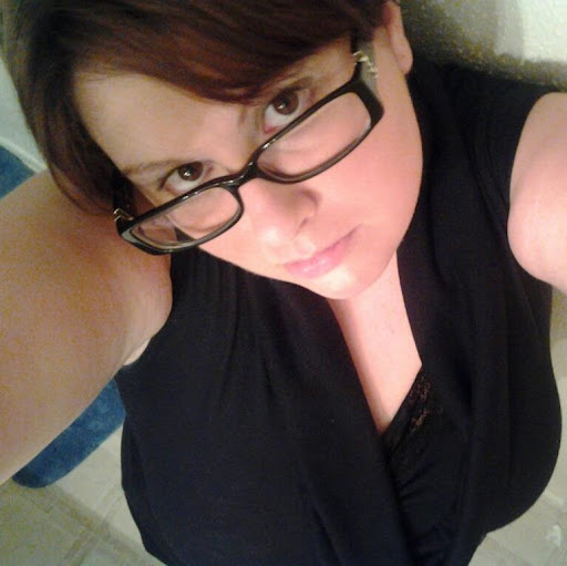 Heather Montoya Photo 32