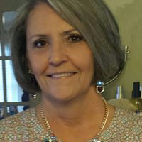 Pamela Hardy Photo 22