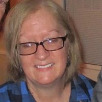 Lynda Campbell Photo 9