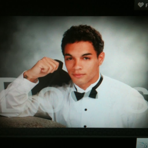 Johnny Newton Photo 7