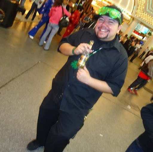Jose Salazar Photo 40