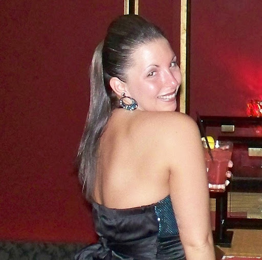 Angela Sullivan Photo 6