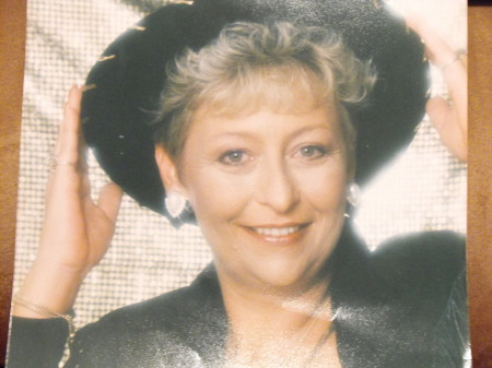 Laura Judy Photo 22
