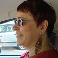 Linda English Photo 38