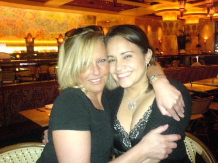 Shannon Hansen Photo 10