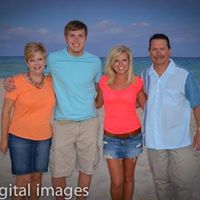 Cindy Hogan Photo 12