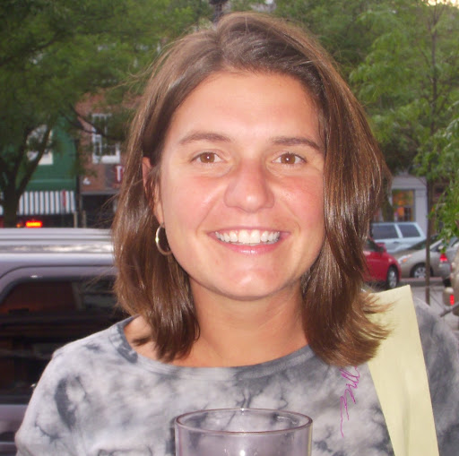 Laura Ferguson Photo 17