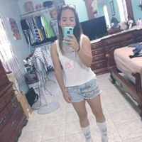 Nicole Irizarry Photo 14