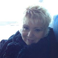 Shelley Schwartz Photo 24