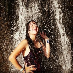Yuliana Rodriguez Photo 32